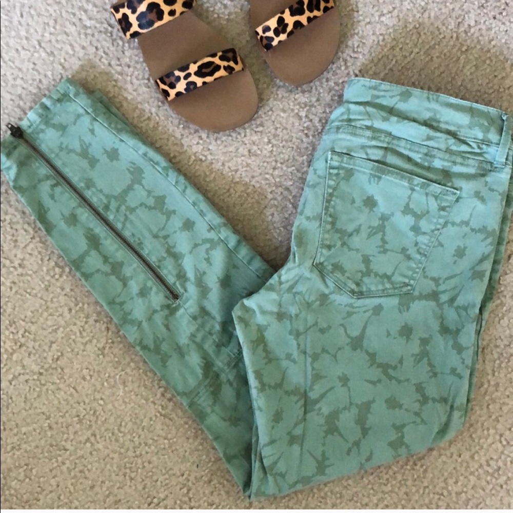 Gap floral leggings